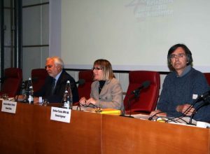 Da sx Edmondo Nocerino, l'assessore regionale Manuela Zublena e Giovanni Agnesod