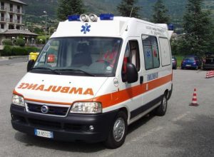 l'ambulanza dei volontari del soccorso di chatillon