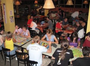 Una serata di giochi all'Espace Populaire