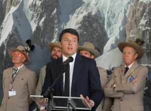 Matteo Renzi con le Guide Alpine