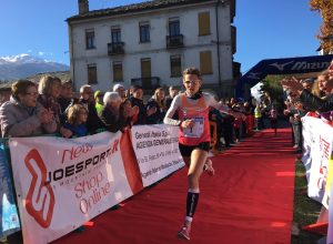 L'arrivo di Catherine Bertone alla MezzAosta 2016