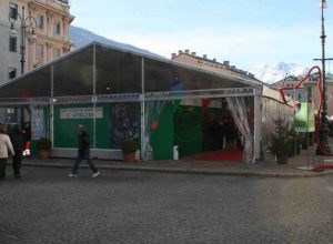 L'atelier in piazza Chanoux ad Aosta