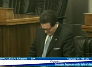 Mauro Baccega in lacrime in Consiglio regionale