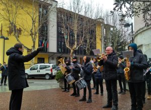 La banda di Saint-Vincent suona per il patrono del Paese.