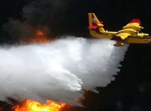 Un aereo Canadair