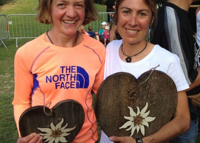 Francesca Canepa con Lizzy Hawker