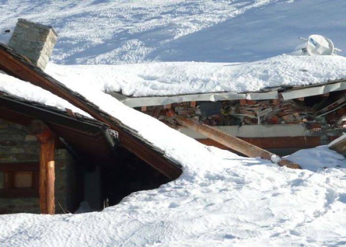 Le case distrutte dalla slavina del 24 dicembre