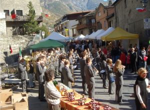 Châtillon - Petit Marché du Bourg Eté