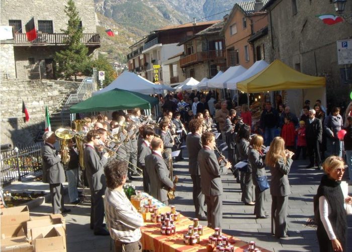 Châtillon - Petit Marché du Bourg Eté