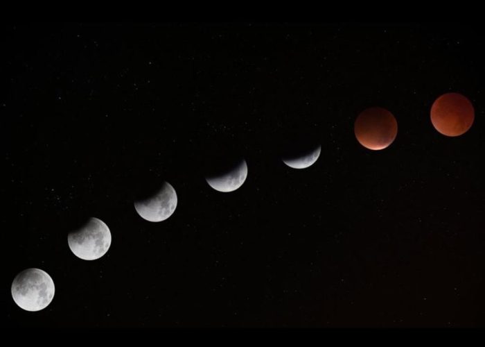Osservatorio Astronomico - Luna rossa vs Pianeta rosso