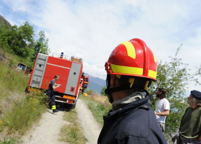 Incendio sulla collina di Sarre