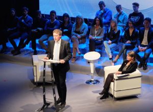 Comizio di apertura Uv-Pd-Sa-Creare Vda - Fulvio Centoz e Antonella Marcoz