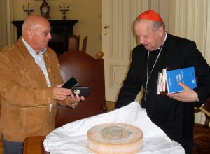 Alberto Cerise con il Cardinale Stanislao Dziwisz