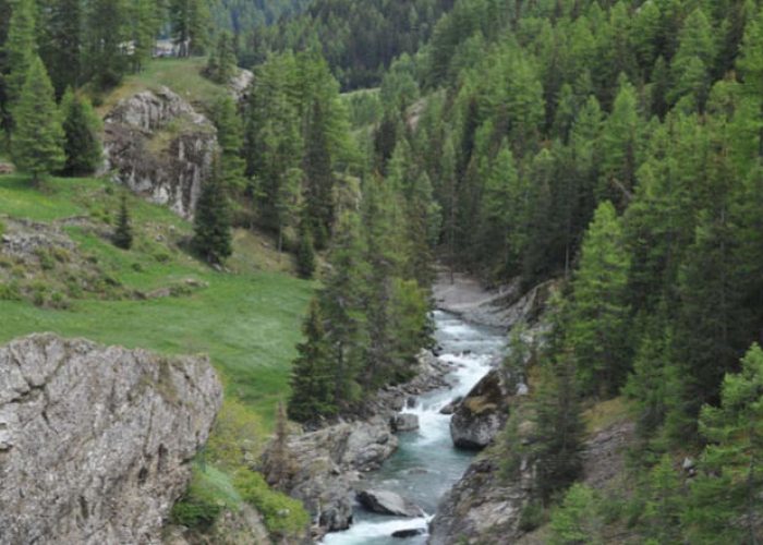 Il bacino di Cogne per la centrale elettrica prima dei lavori