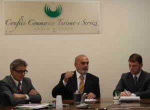 Al centro Pier Luigi Genta, presidente Confidi Cts