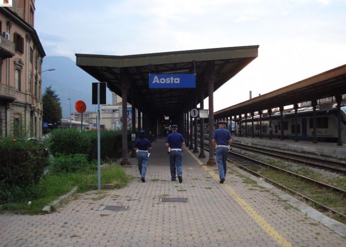 Controlli alla stazione di Aosta