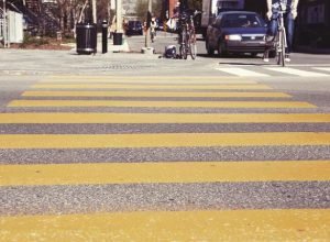 Strisce pedonali (foto archivio)