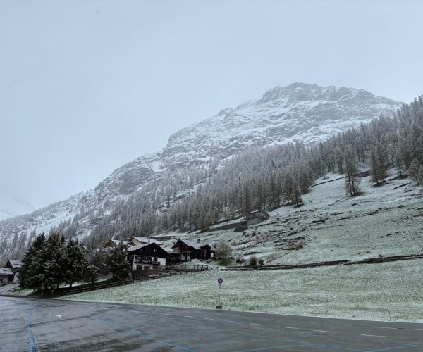 Gressoney-la-Trinité Staffal maggio neve