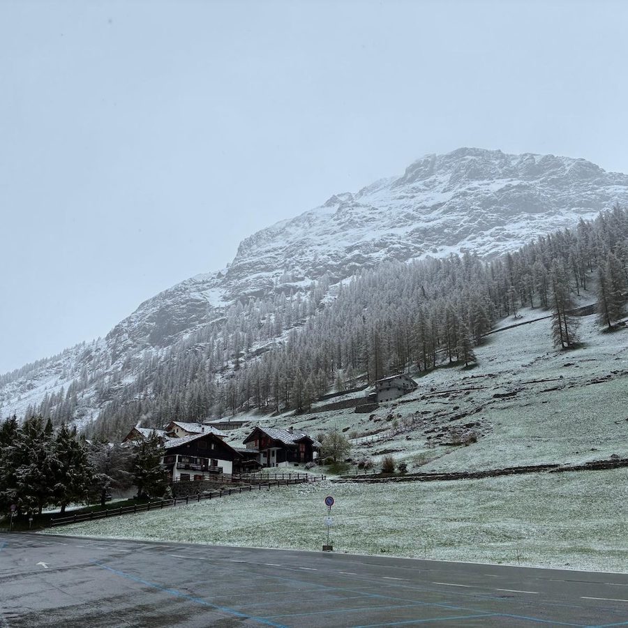 Gressoney-la-Trinité Staffal maggio neve