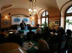 Un momento della conferenza stampa di DI Pietro