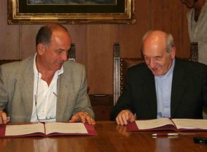 Il presidente della Regione Rollandin e il promotore speciale dell'Istituto don Bosco padre Colombo