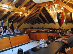 La V Commissione consiliare