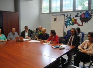 Il comitato "Sì, le Scuole al centro"
