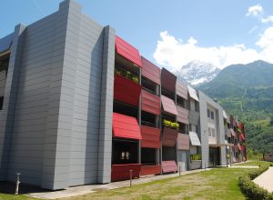 Il parcheggio pluripiano di via Primo Maggio ad Aosta