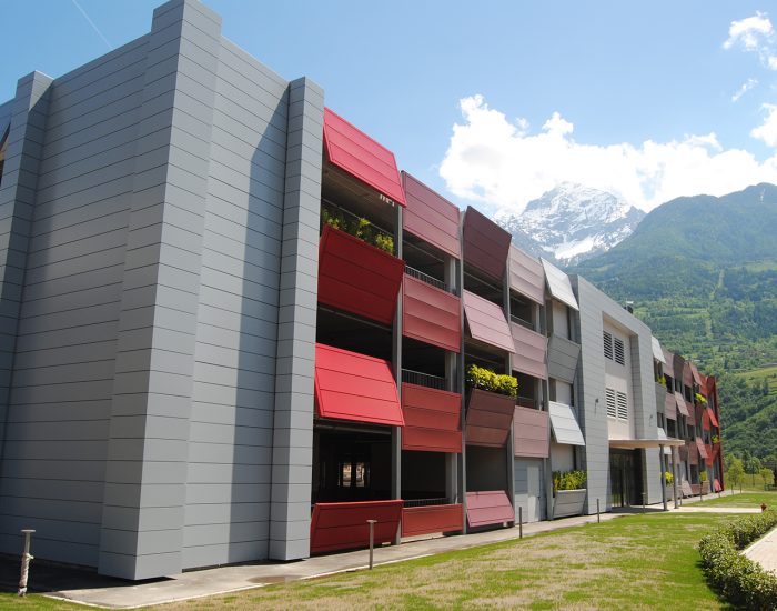 Il parcheggio pluripiano di via Primo Maggio ad Aosta