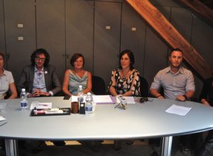 I consiglieri di minoranza ad Aosta Lamastra (Alpe), Lotto e Pradelli (M5S), Carpinello (Altra VdA), Manfrin e Spelgatti (Lega Nord)