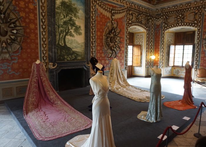I vestiti della Regina - Castello di Sarre