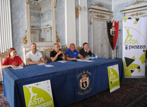 La presentazione di Asta in piazza