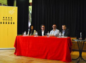 La presentazione di Heaven on the 7th Floor