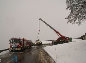 Il pullman uscito di strada