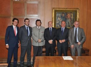 La firma dell'accordo