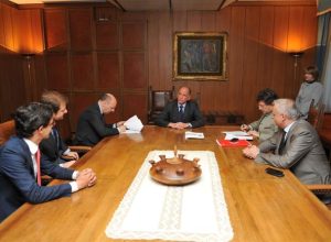 La firma dell'accordo