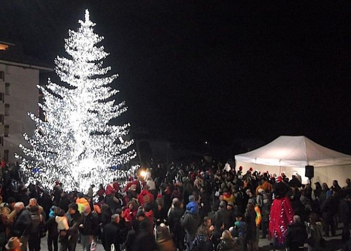 Accensione dell'Albero di Natale a Courmayeur