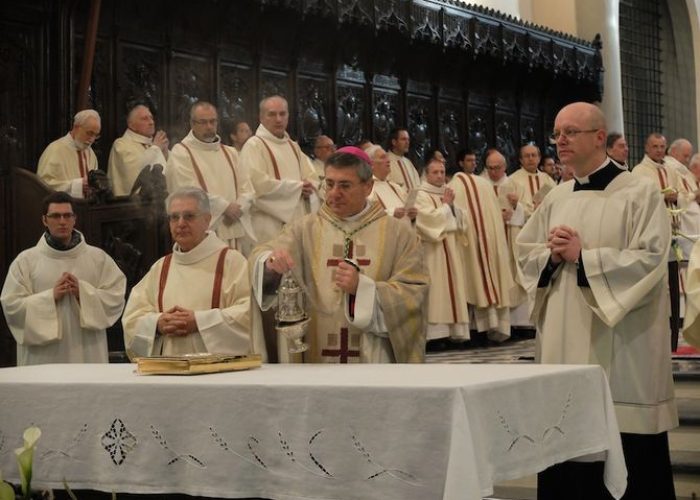La Messa crismale in Cattedrale ad Aosta