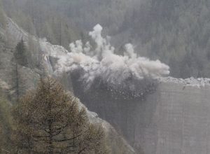 Esplosione alla diga di Beauregard