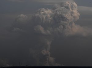 L'esplosione deposito munizioni -- foto del governo ucraino