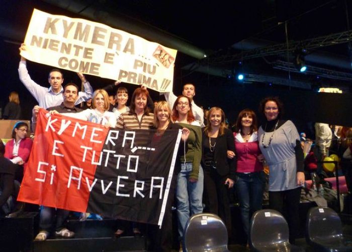 I fans dei Kymera in studio a Milano