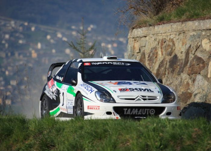 Felice Re con Mara Bariani, su una Citroen Xsara WRC
