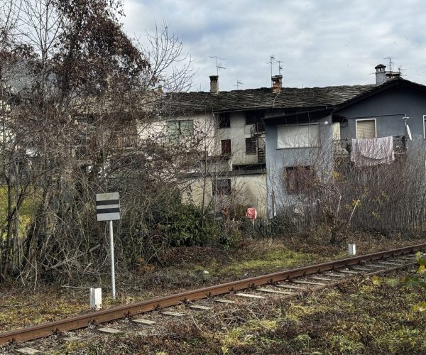 ferrovia aosta pré saint didier binari villeneuve