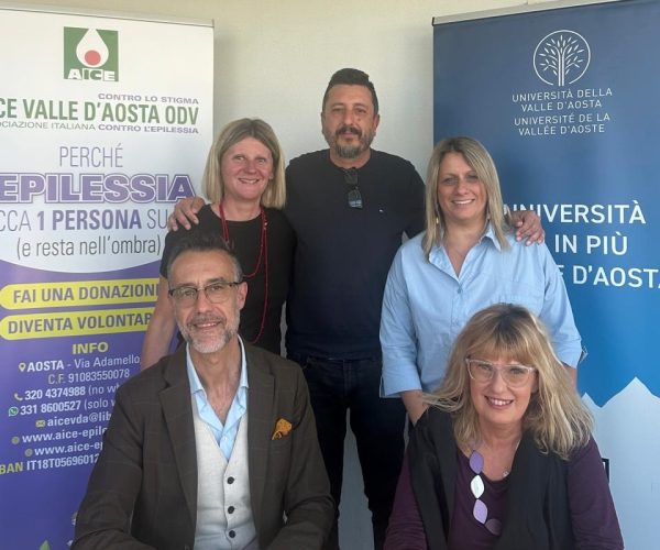 La firma della convenzione tra Aice e UniVdA