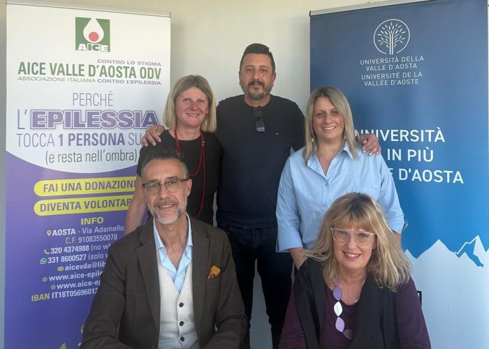 La firma della convenzione tra Aice e UniVdA