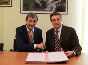 Firma dell'accordo per l'accesso est del capoluogo
