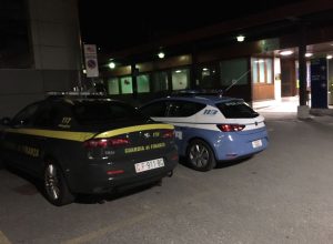 Le forze dell'ordine ieri sera in Ospedale.