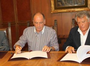 Firma dell'accordo per la tangenziale gratuita