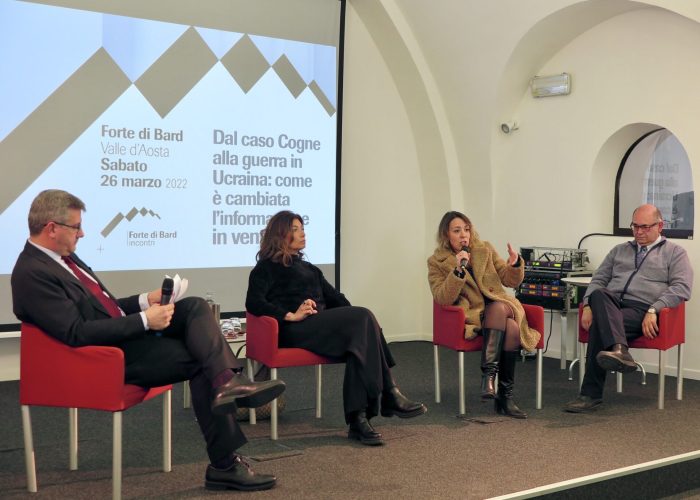 Conferenza al Forte di Bard: Dal caso Cogne alla guerra in Ucraina: come è cambiata l’informazione in vent’anni. Foto Alice Dufour