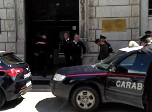 Gli arrestati arrivano in Tribunale per la "direttissima".